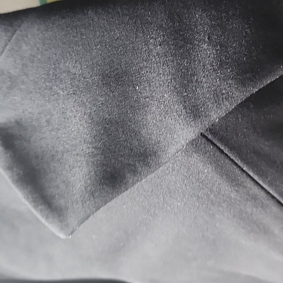 Calvin Klein - Picture 3 of 4